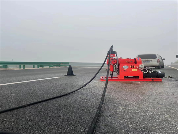 襄垣马路路基路面开裂下沉注浆加固灌浆